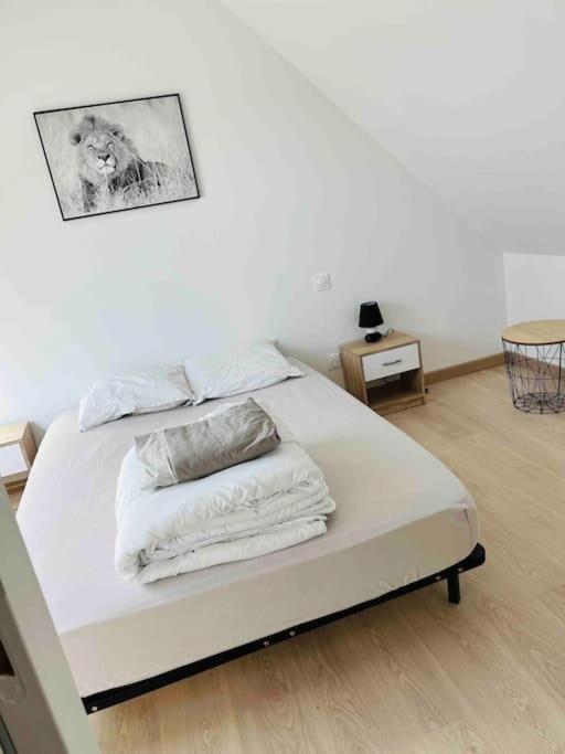 Ferienwohnung Appart T3 Neuf A 15 Min D'Angers Corné Exterior foto
